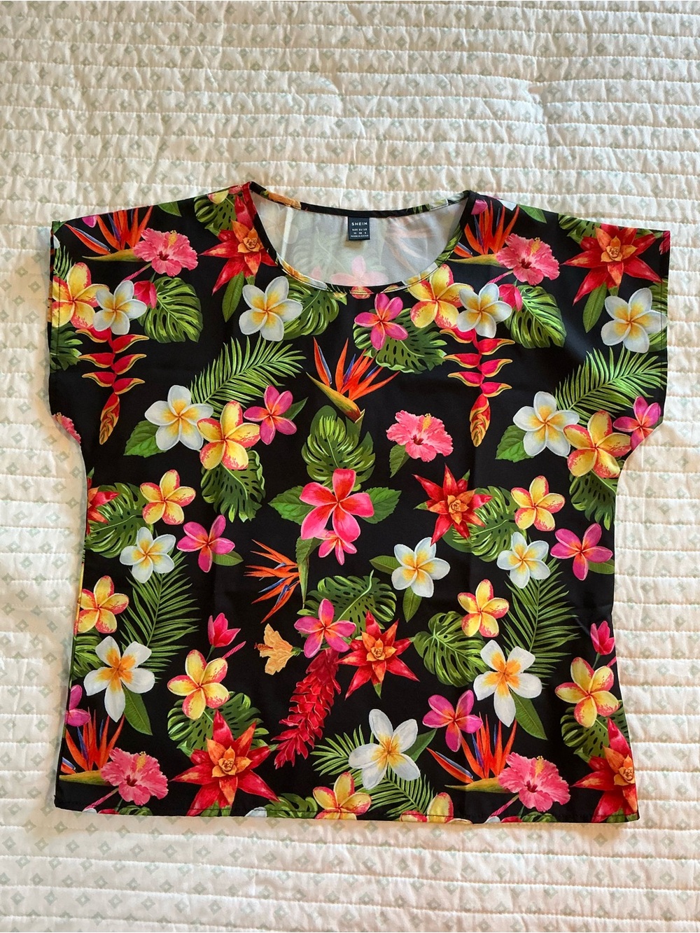 Tropical Scoop Neck Top Black Multi-Color floral M from SHEIN dolman sleeve
